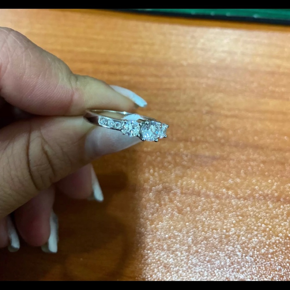 Solid 925 Silver 1.4ct Diamond Engagement Ring - Picture 5 of 7